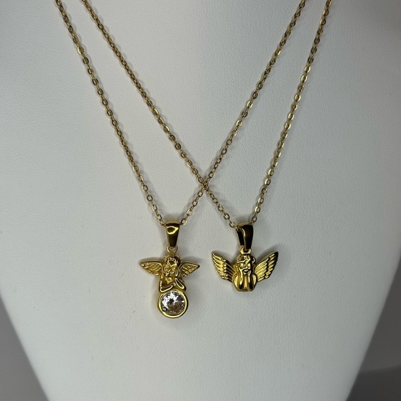 Gold Angel Wing Pendant Necklace - Picture 1 of 4